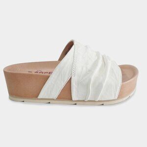 STARRY COMFORTABLE FOOTBED SANDAL IN WHITE LEATHER